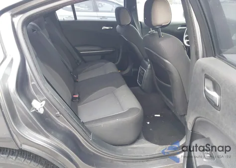 2015 Dodge Charger Se z USA, uszkodzony, nr VIN 2C3CDXFG3FH717161